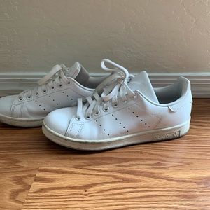White Adidas Stan Smith Unisex Sz 6